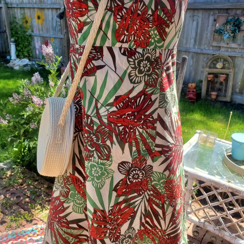 Gap Stretch A- Line Strapless Floral Dress Size 6 EUC - Picture 5 of 6